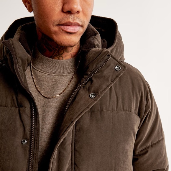 Abercrombie & Fitch | Hooded Ultra Utility Puffer - Picture 2 of 9